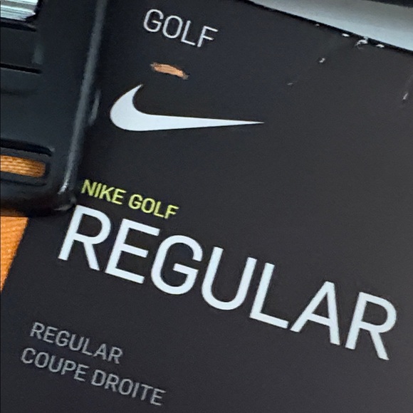 Nike Women's Vibrant Orange Golf Shorts - Picture 3 of 4